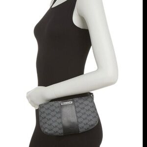 Michael Kors Monogram one size Belt bag